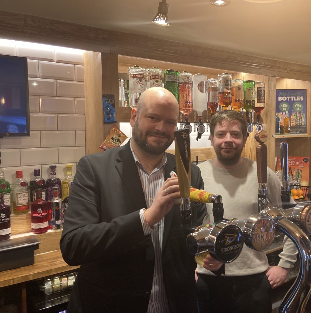 Mayor Celebrates Much Loved Community Pub In Visit To The Globe